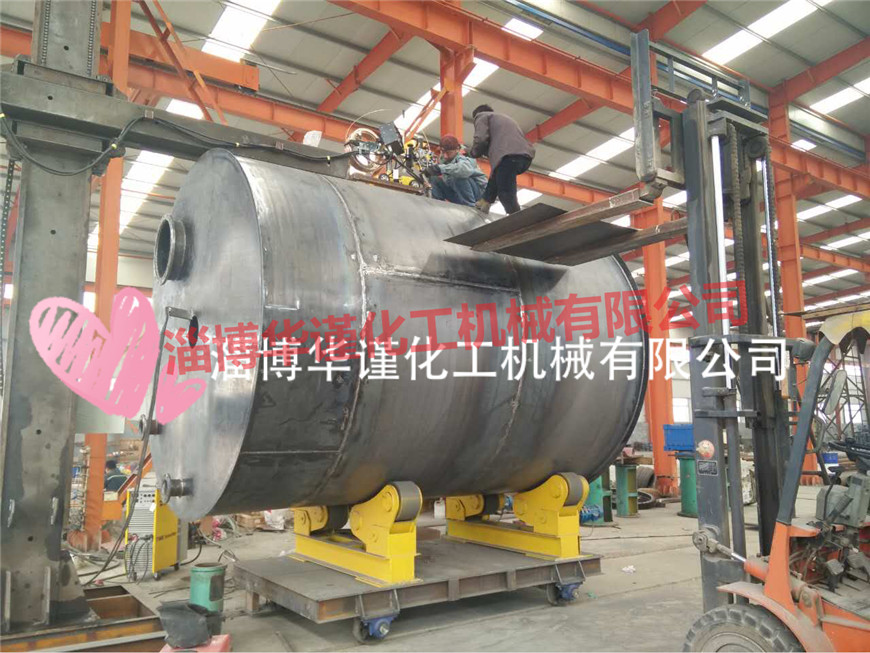 乳化沥青搅拌罐加工中
